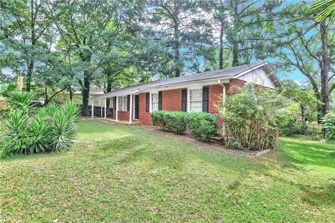 5868 Ash Street Forest Park GA 30297