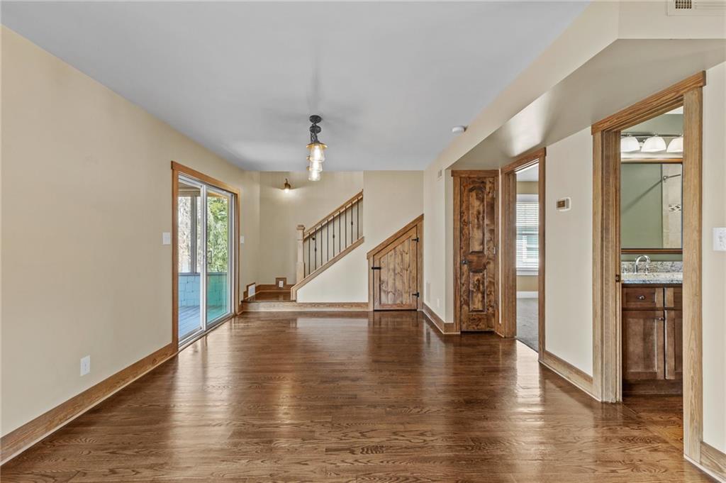 246 Overlook Circle, Dawsonville, Georgia image 14