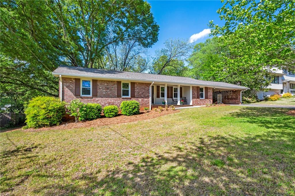 205 Corinth Court, Roswell, Georgia image 1