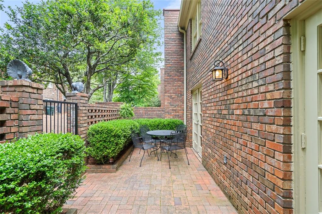 70 Old Ivy Road #29, Atlanta, Georgia image 17