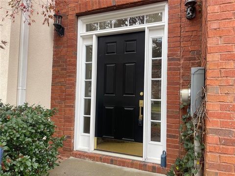 Townhouse For Sale - 4207 Rogers Creek Court #85<br/> Duluth, GA 30096