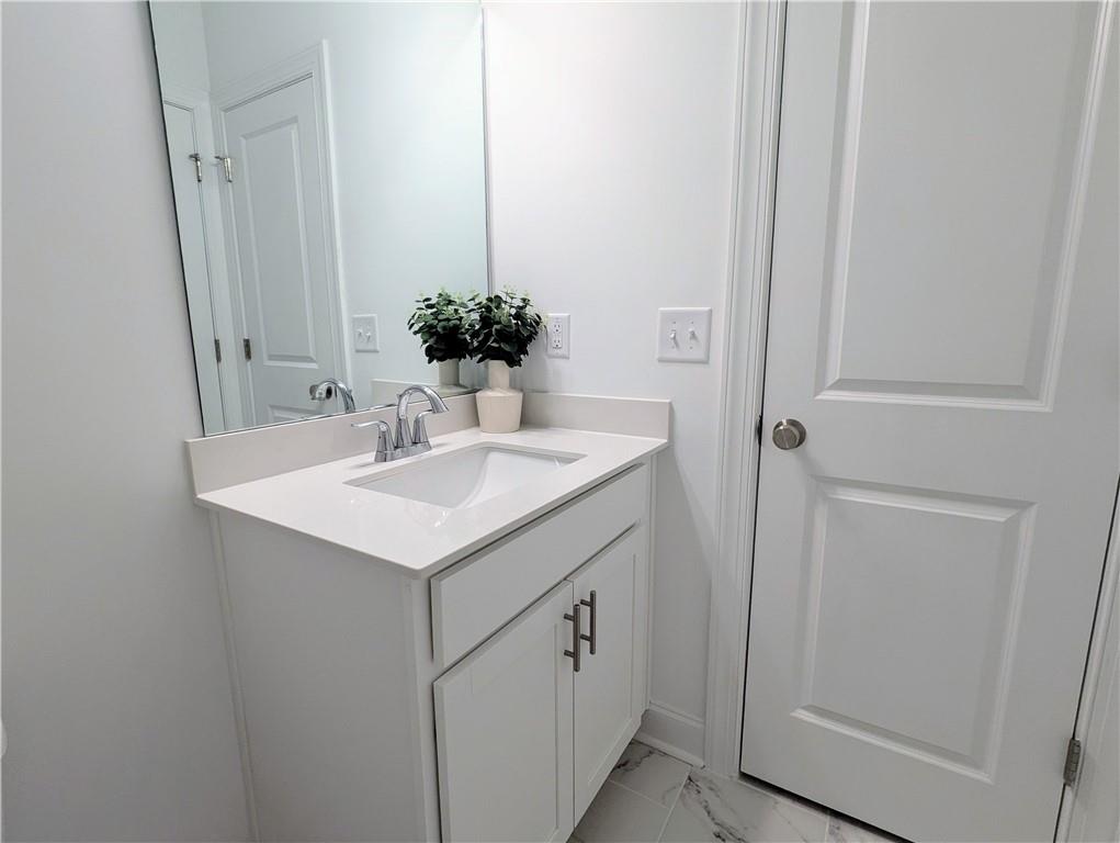 4320 Sims Park Overlook, Suwanee, Georgia image 32