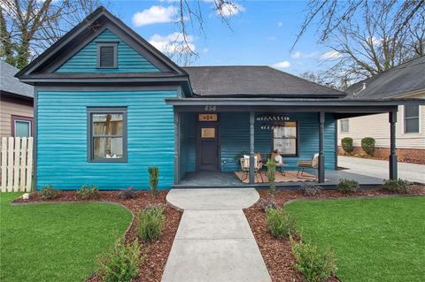 Photo of 656 Shelton Avenue SW, Atlanta, GA 30310 (MLS # 7702985)
