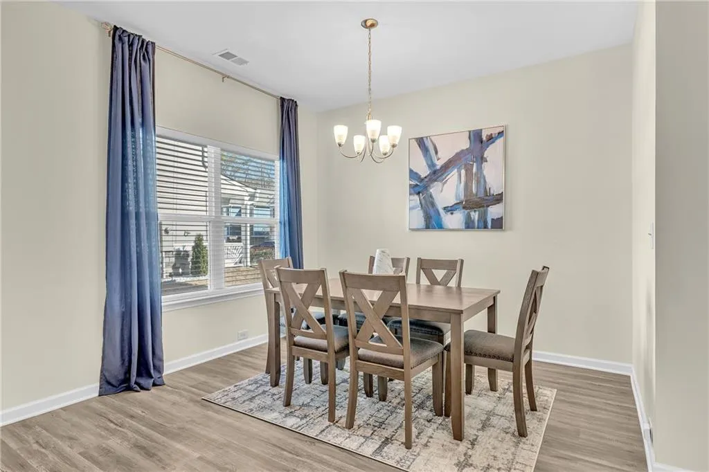 Covington, Georgia 30014, United States, 3 Bedrooms Bedrooms, ,3 BathroomsBathrooms,Residential,Active,21770