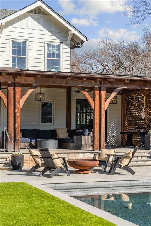 125 Palisades Road NE