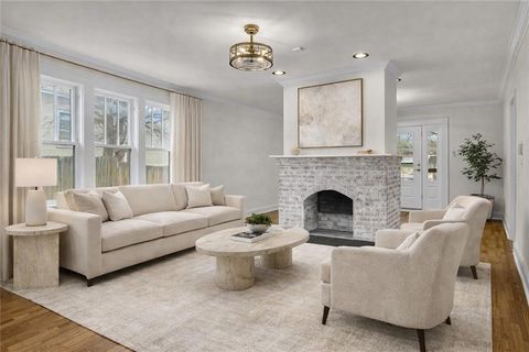 2324 Newnan Street East Point GA 30344