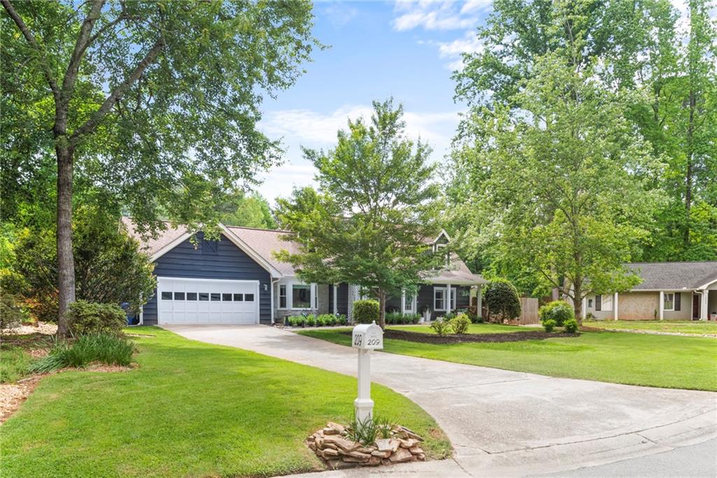 209 Hearthstone Reach, Peachtree City, Georgia image 5