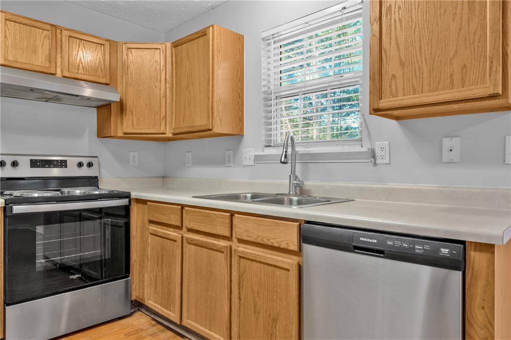 4315 Summit Heights Drive, Snellville, Georgia image 11