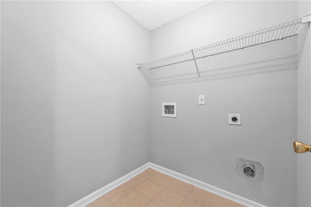 4315 Summit Heights Drive, Snellville, Georgia image 28