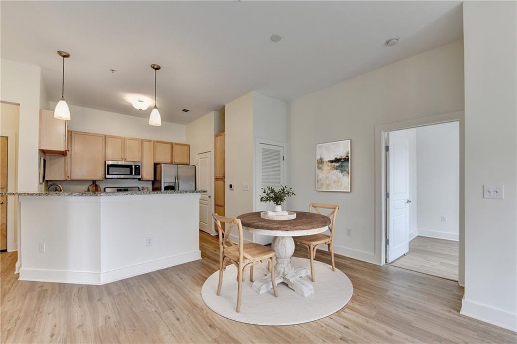 799 Hammond Drive 123