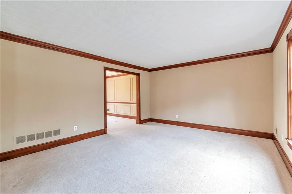 1306 Arlene Court SW