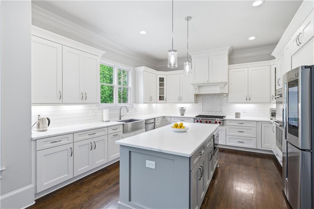 Johns Creek, Georgia, 30097, United States, 6 Bedrooms Bedrooms, ,7 BathroomsBathrooms,Residential,Active,2038193