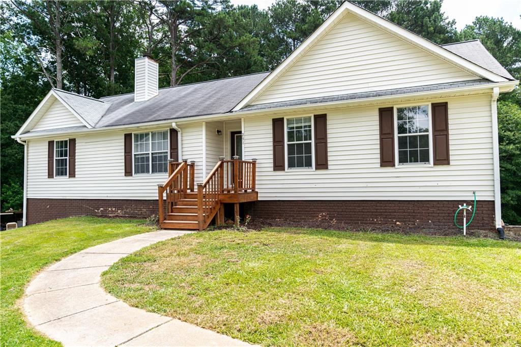 Charming Ranch Home on Spacious Lot in Quiet Cul-de-Sac!
Welcome to this beautifully maintained 3-bedroom, 2-bath ranch home, perfectly nestled in a peaceful
cul-de-sac. Sitting on a large lot with both a huge front and backyard, this property offers space,
comfort, and privacy—ideal for relaxing or entertaining.
Step inside to an inviting open-concept layout featuring a generous dining area and a bright kitchen
equipped with stainless steel appliances, a cozy breakfast area, and sliding glass doors that lead to
the back porch. Enjoy your morning coffee or evening gatherings while overlooking the expansive,
lush backyard.
The oversized primary suite, located on the main level, is a true retreat complete with two spacious
walk-in closets, double vanities, a garden tub, separate shower, and a private water closet.
Additional highlights include:
Two-car garage
Unfinished basement offering endless potential
Split bedroom plan for added privacy
Quiet, family-friendly cul-de-sac location
Don't miss this rare opportunity to own a spacious ranch home with room to grow, both inside and out!