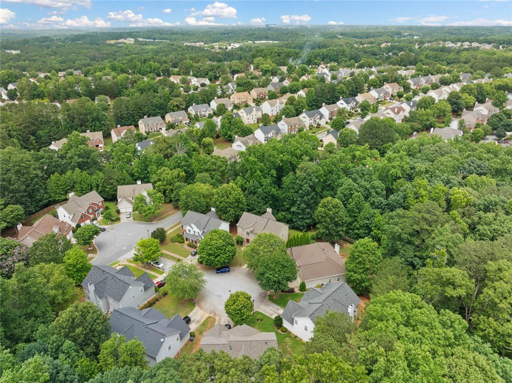 LONGMONT AT SUGARLOAF - Residential
