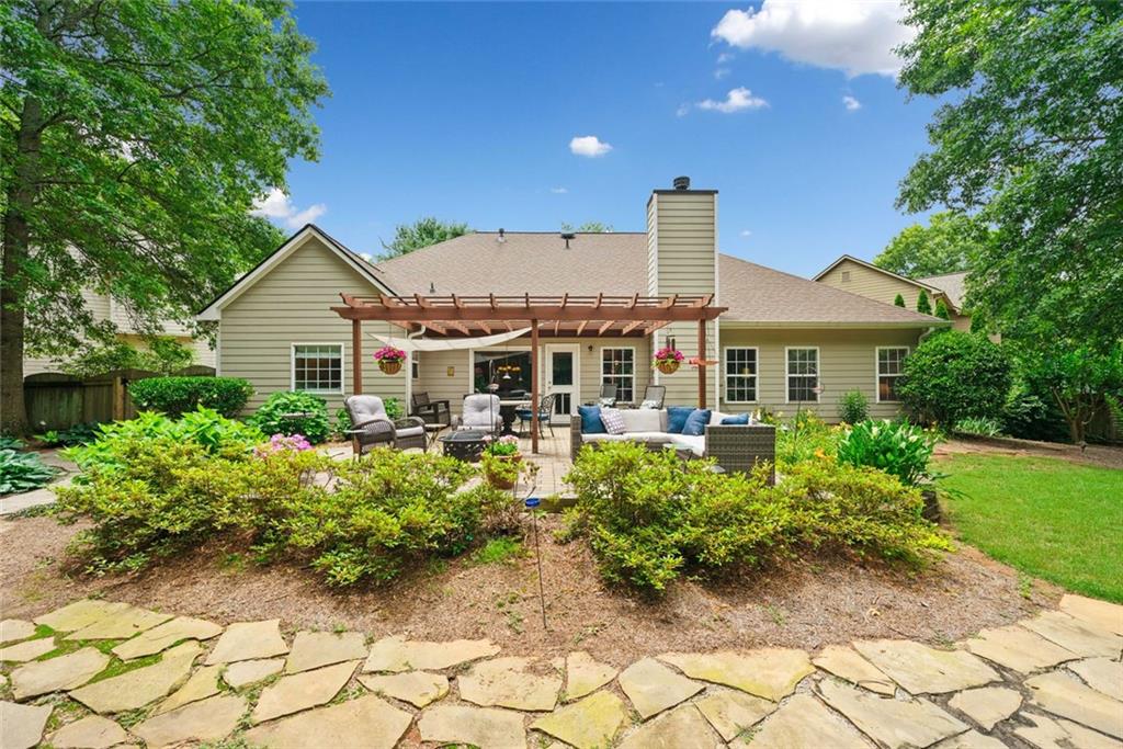 LONGMONT AT SUGARLOAF - Residential