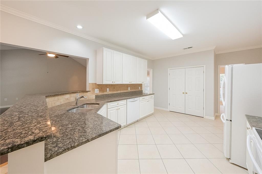 780 Karingway Lane, Kennesaw, Georgia image 8