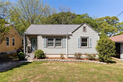 Photo of 40 Aberdeen Street NE, Atlanta, GA 30307 (MLS # 7747093)