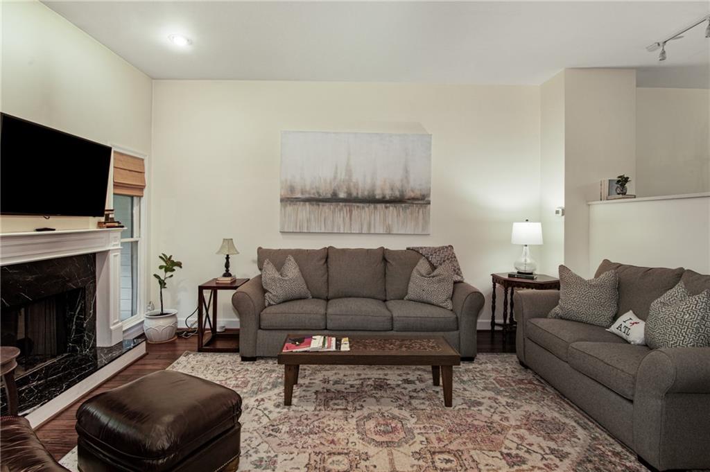 1467 Monroe Drive NE 11