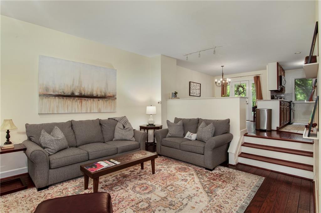 1467 Monroe Drive NE 11