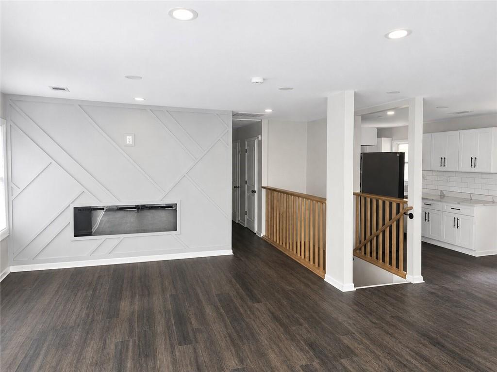 2851 Headland Drive