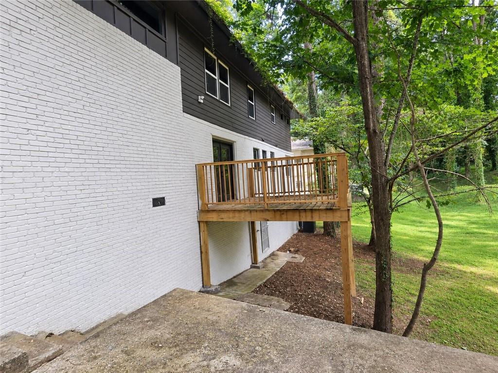 2851 Headland Drive
