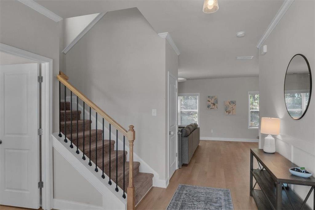 2099 EASTERWOOD Terrace