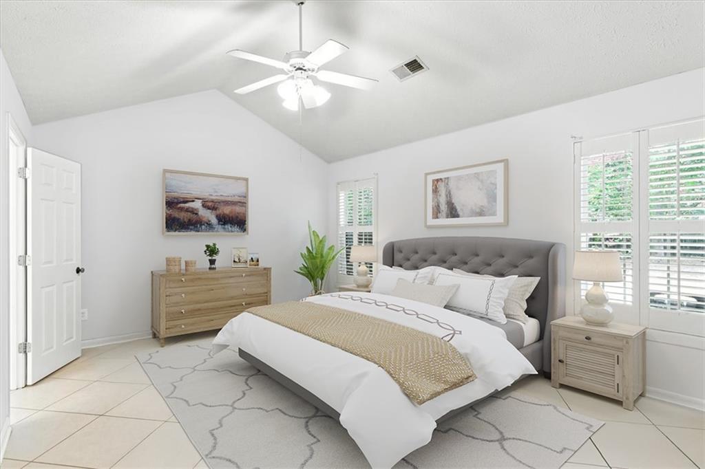 4514 Lake Park Drive W