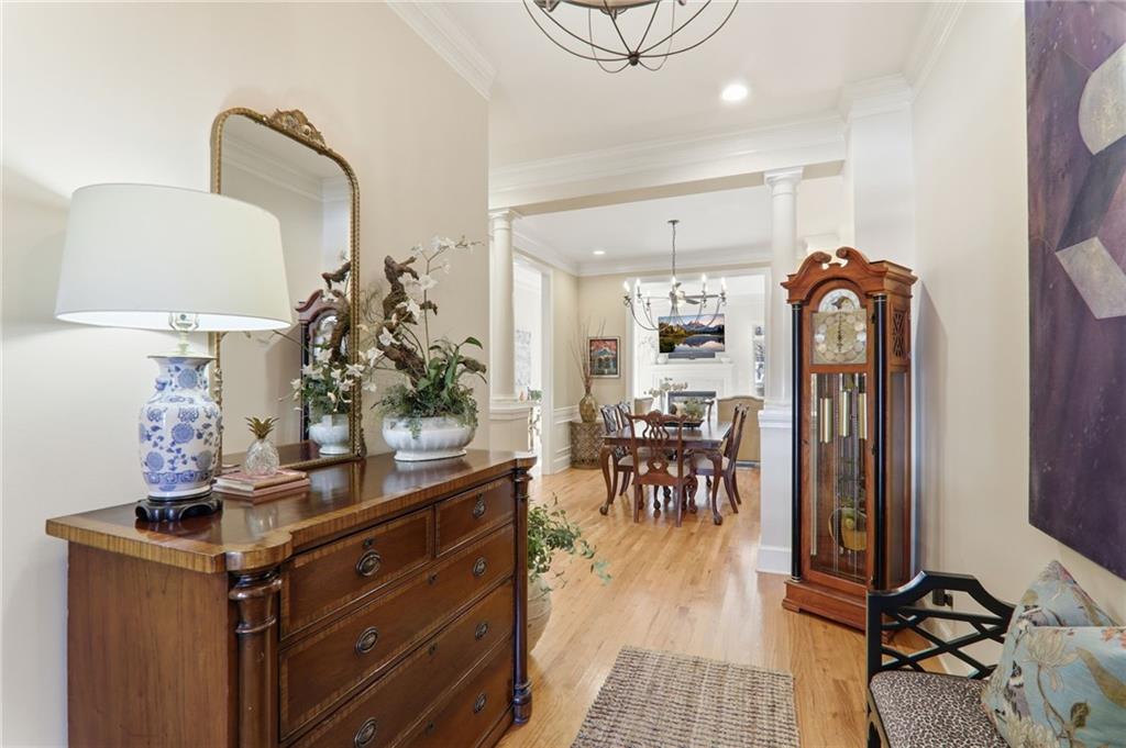 2302 English Ivy Court SE