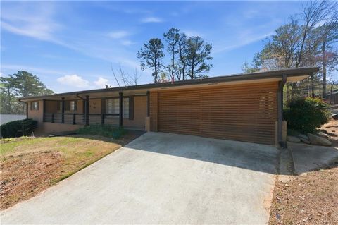 Photo of 3457 Springside Drive, Decatur, GA 30032 (MLS # 7739644)