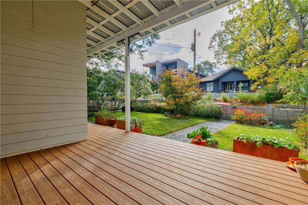 1092 Kirkwood Avenue SE