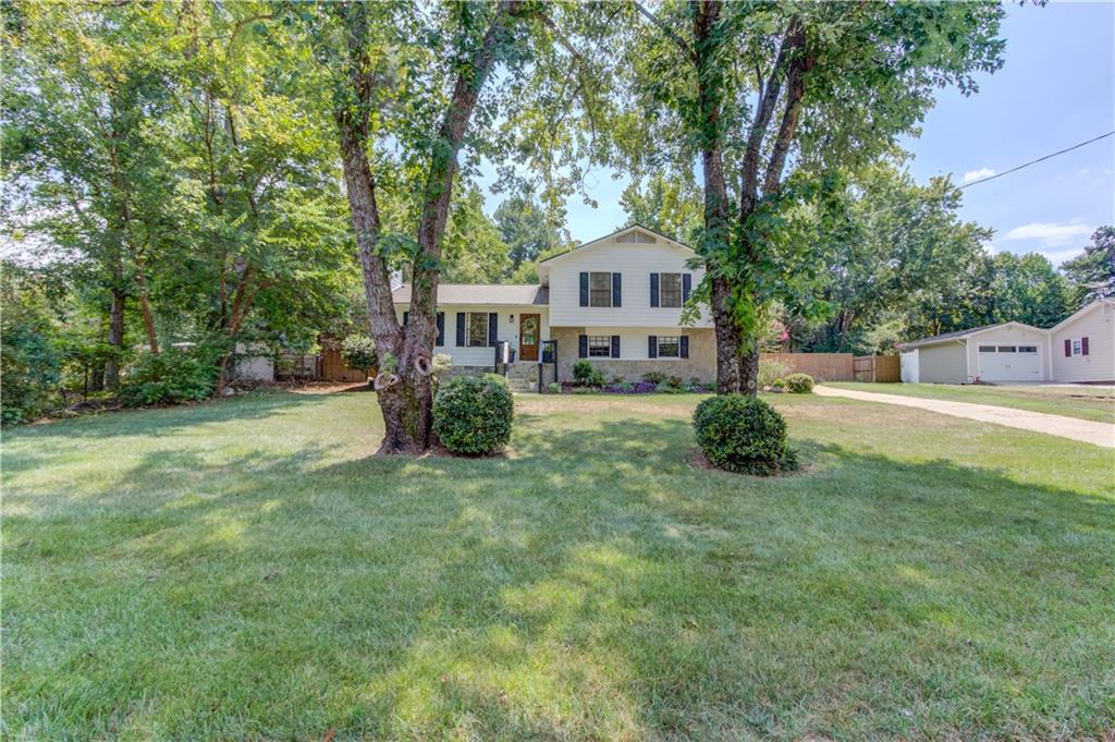 3573 Habersham Court