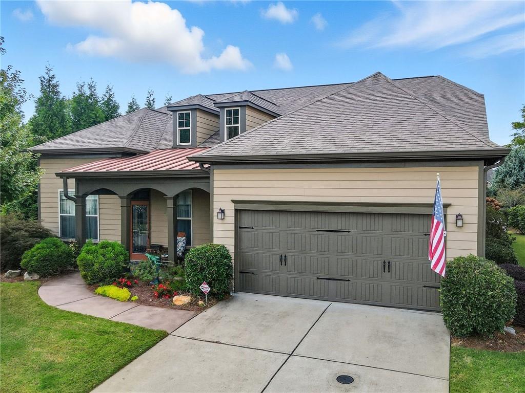 633 Hemlock Trail