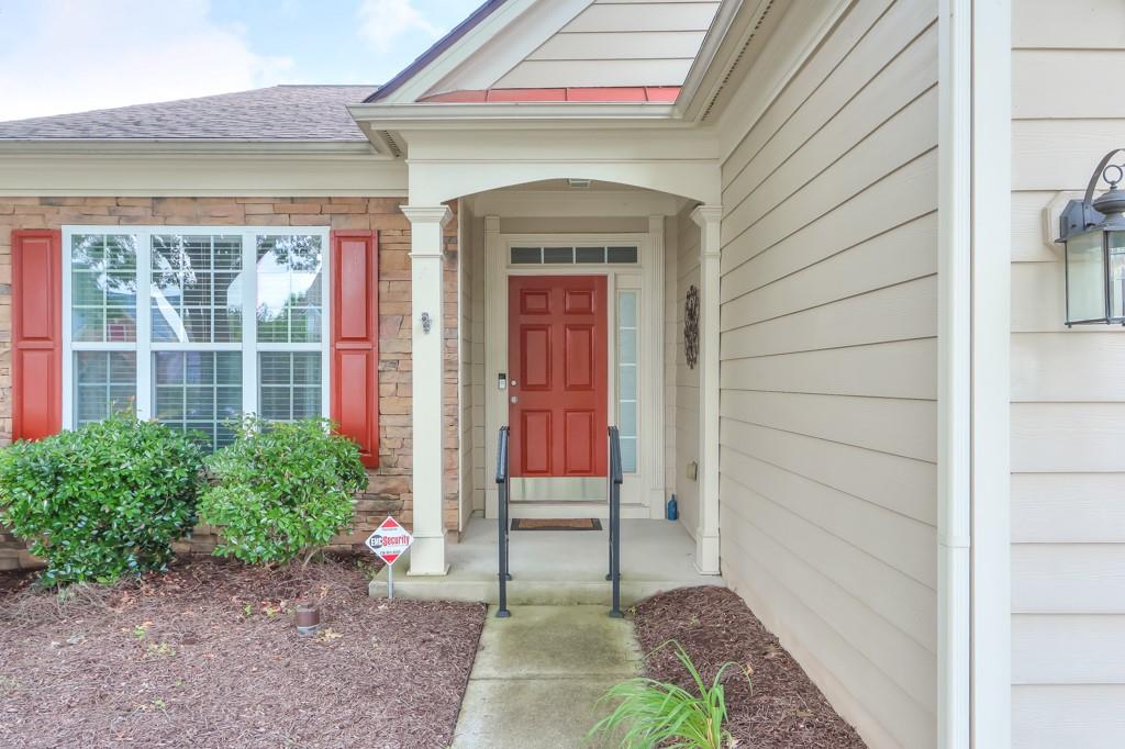 502 Helene Court, Woodstock, Georgia image 3