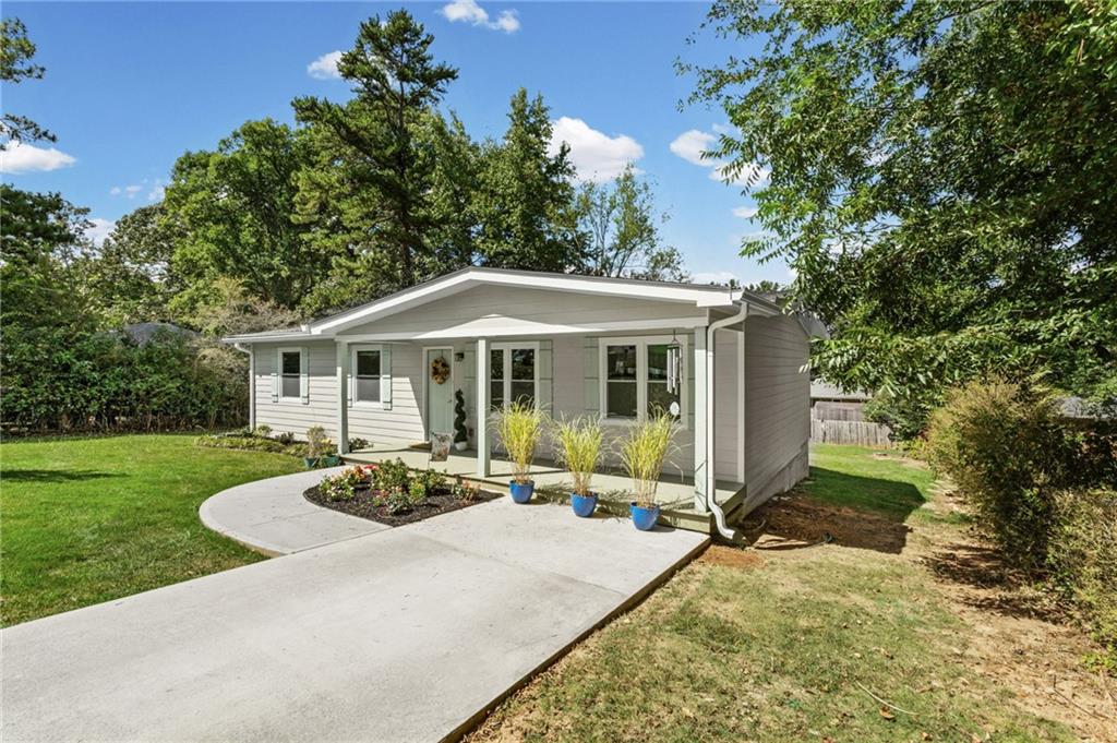 2406 Woodland Drive NW