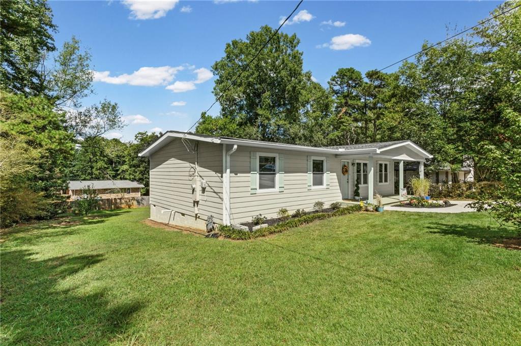 2406 Woodland Drive NW