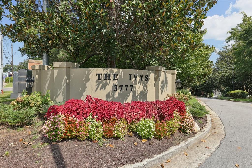 83 Ivy Trail NE