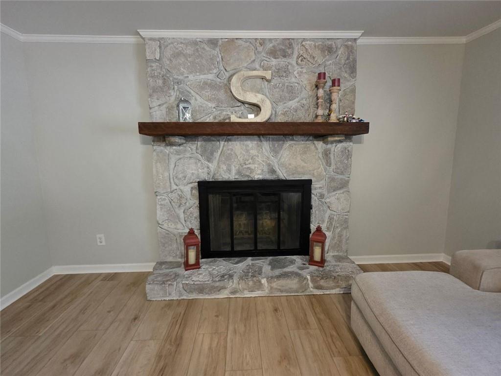 4235 Oakwood Trail