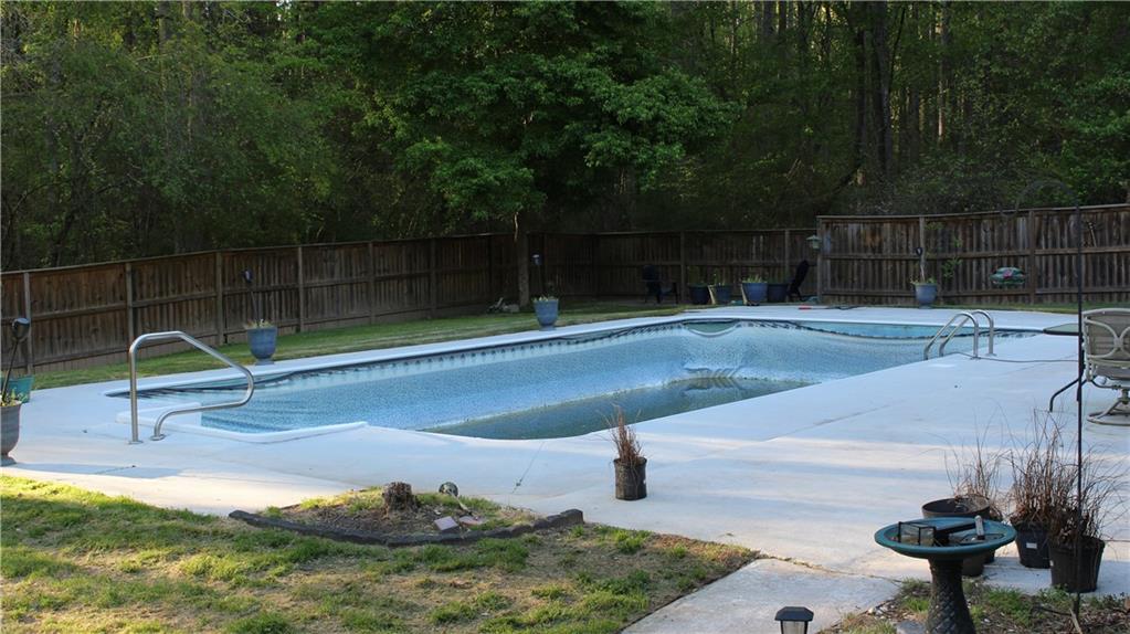 387 Bay Drive, Dawsonville, Georgia image 10