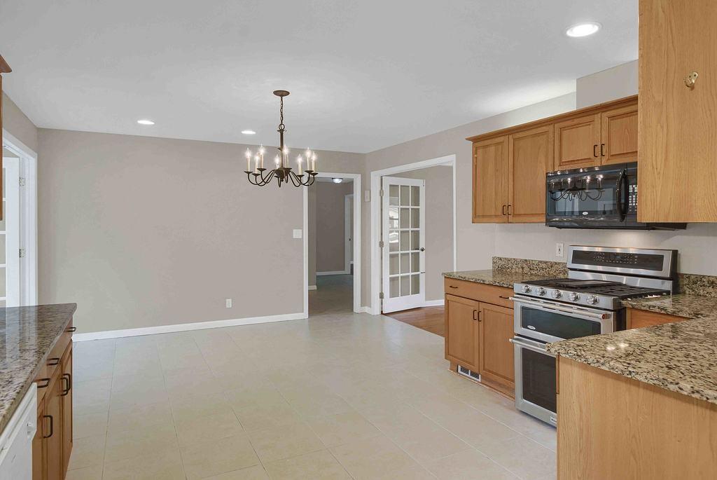 4102 Barr Circle
