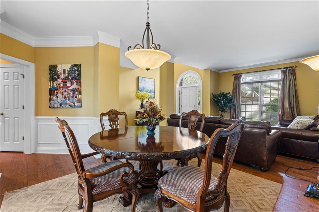 7025 Hampton Bluff Way