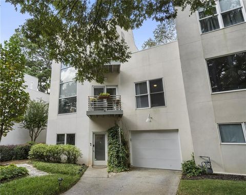 Townhouse For Sale - 2188 Millennium Way<br/> Brookhaven, GA 30319