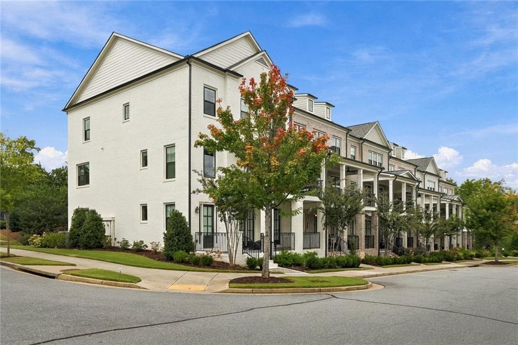 112 Harlow Circle