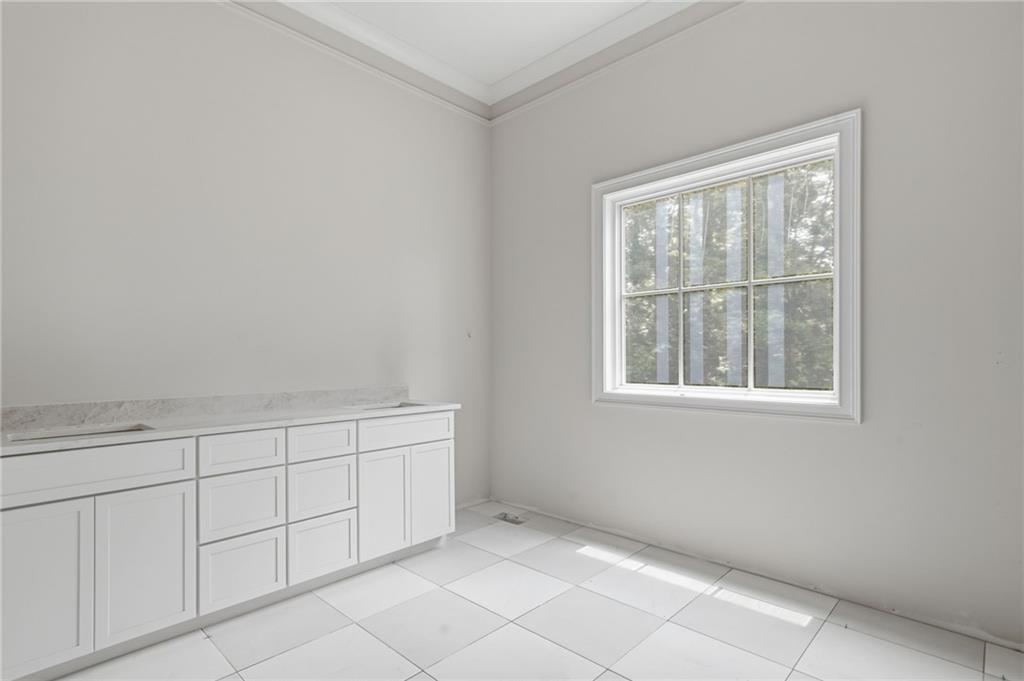 Marietta, Georgia, 30064, United States, 5 Bedrooms Bedrooms, ,6 BathroomsBathrooms,Residential,Active,2024194