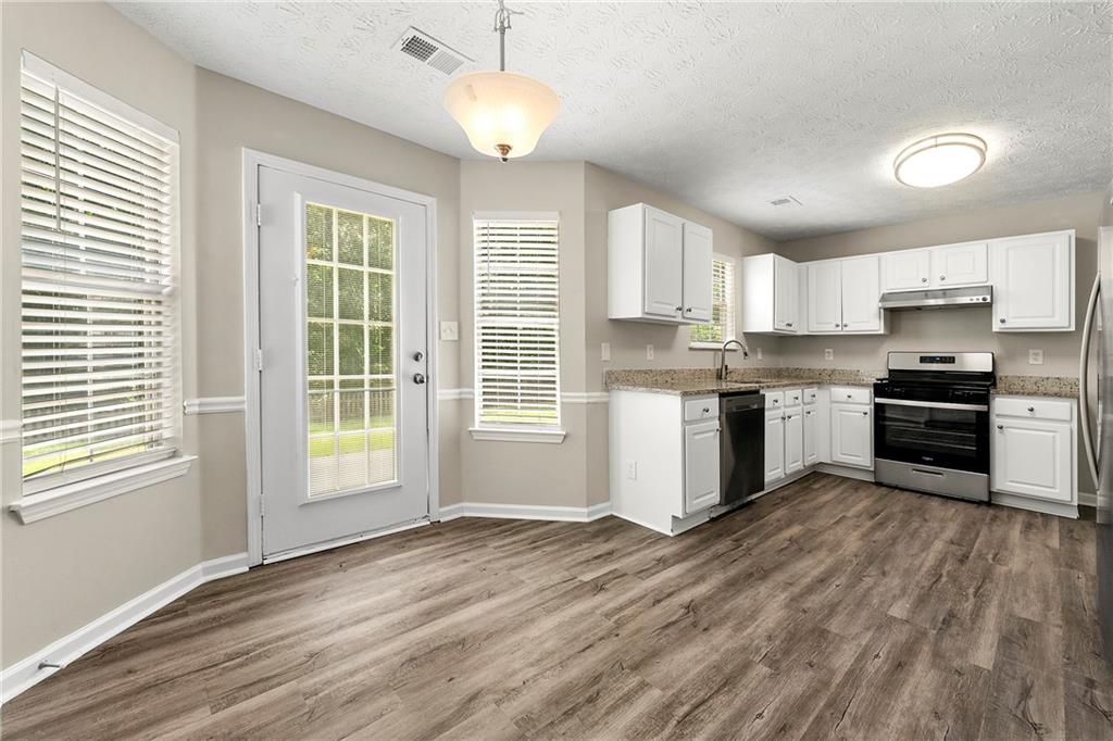 2479 Heatherton Court