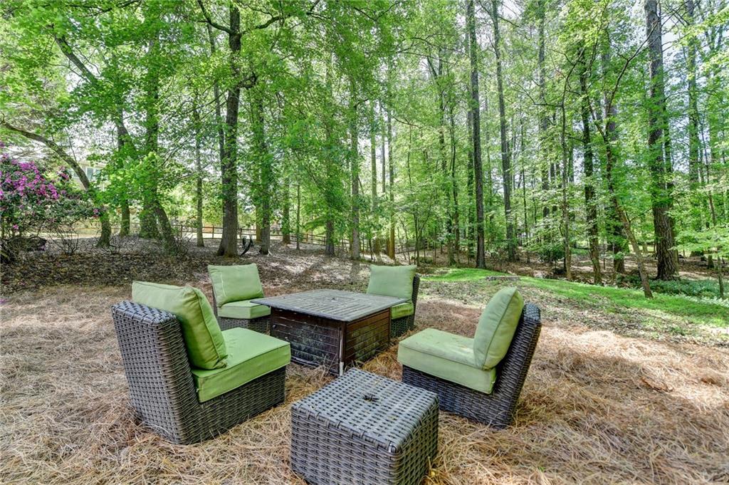 5315 Laithbank Lane, Johns Creek, Georgia image 9