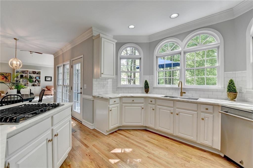 5315 Laithbank Lane, Johns Creek, Georgia image 5