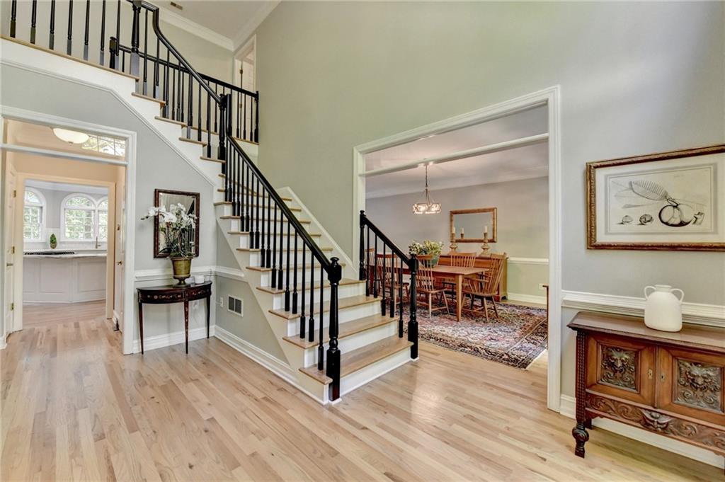 5315 Laithbank Lane, Johns Creek, Georgia image 3