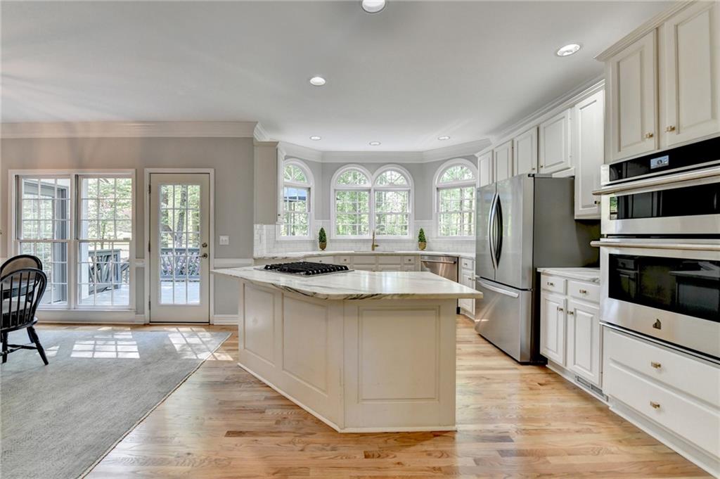 5315 Laithbank Lane, Johns Creek, Georgia image 11