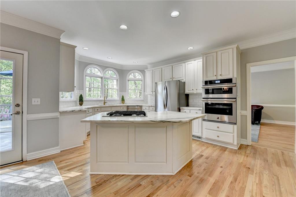 5315 Laithbank Lane, Johns Creek, Georgia image 12