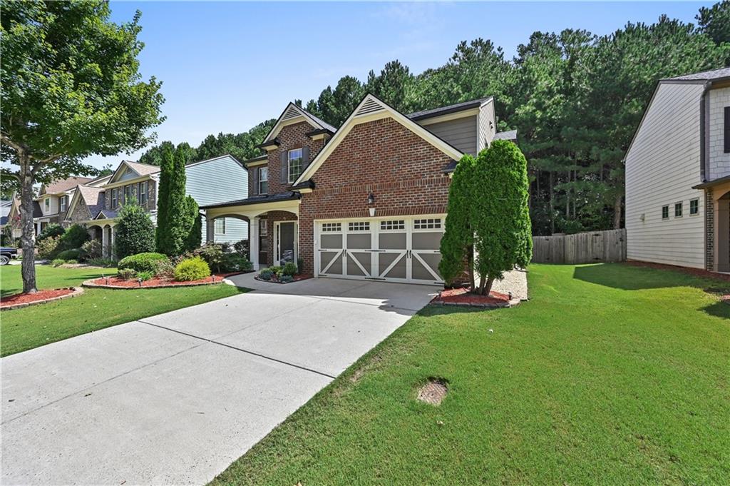 2715 Lansing Lane